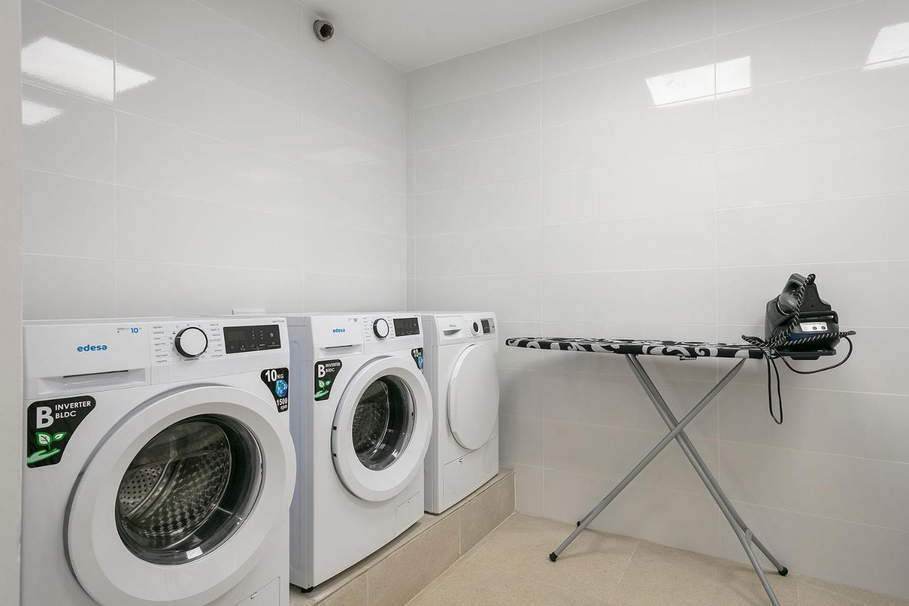 Your Home - Camp Nou Apartment L'Hospitalet de Llobregat Buitenkant foto
